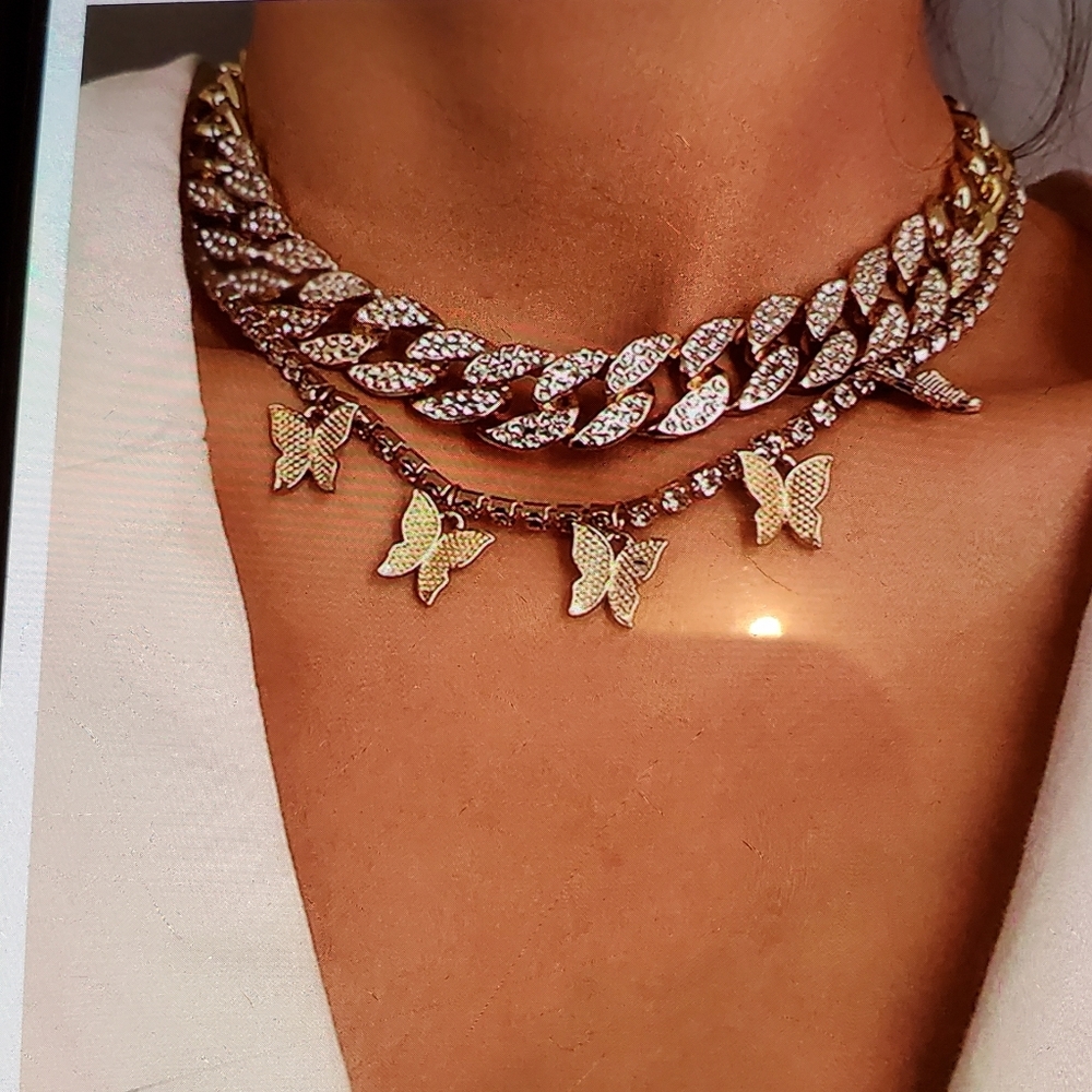 Chrystal and Butterfly Necklace
